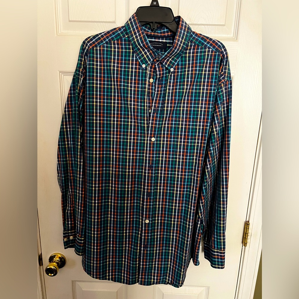 Men’s Roundtree & Yorke sz. XXL long sleeve button down shirt plaid